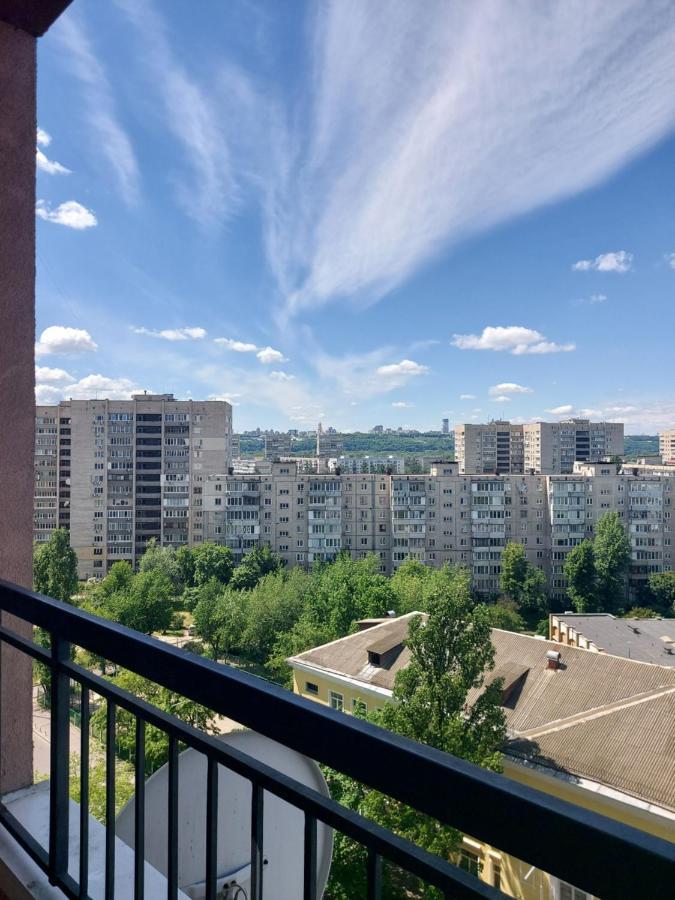 Видові 1К-2К Апартаменти 11,15, 23 Поверхи Kiev Exterior foto