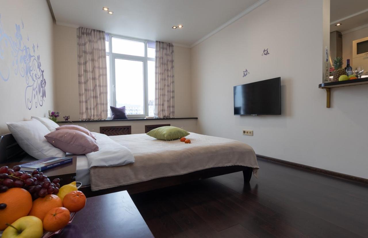 Видові 1К-2К Апартаменти 11,15, 23 Поверхи Kiev Exterior foto