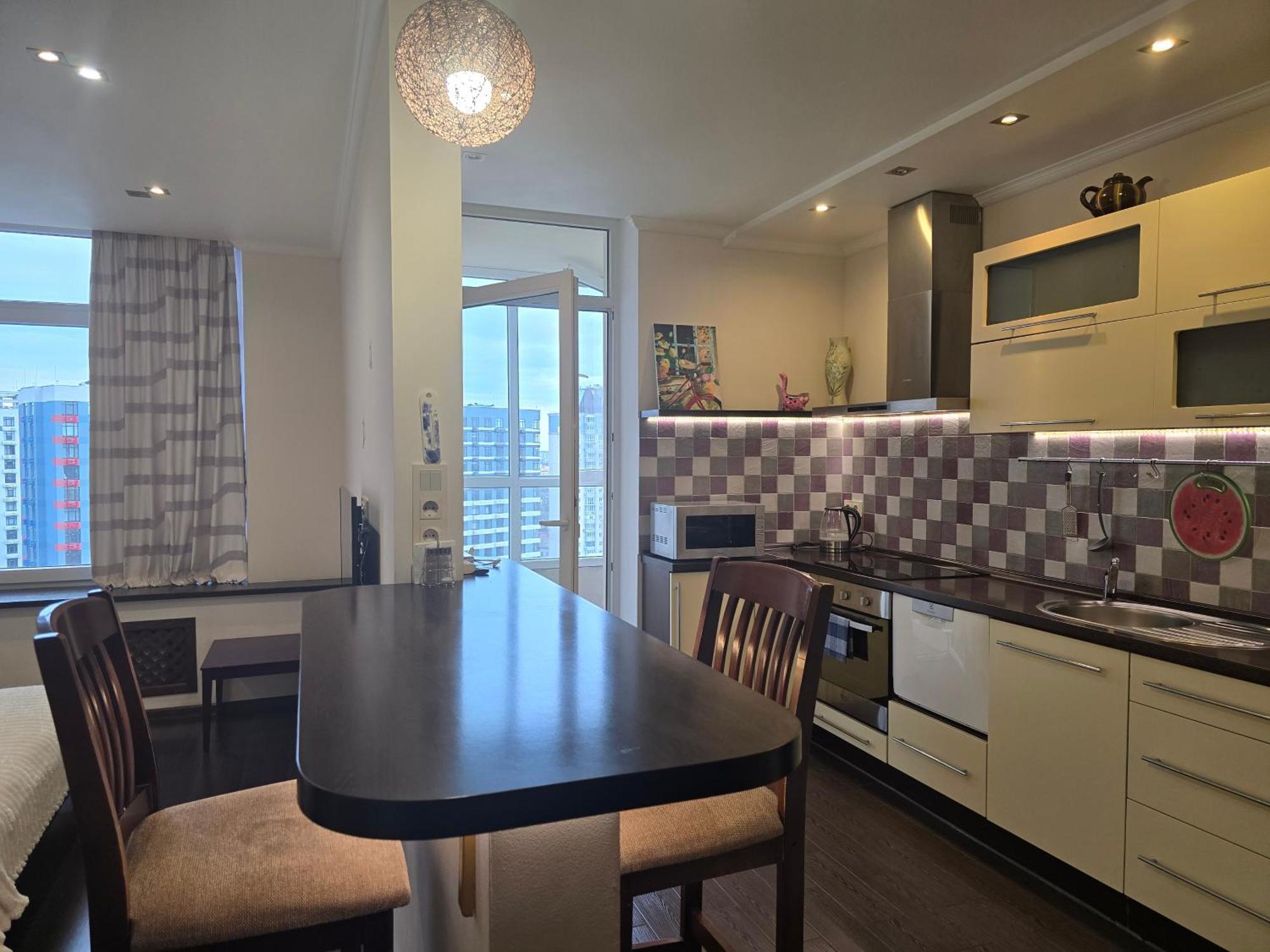 Видові 1К-2К Апартаменти 11,15, 23 Поверхи Kiev Exterior foto