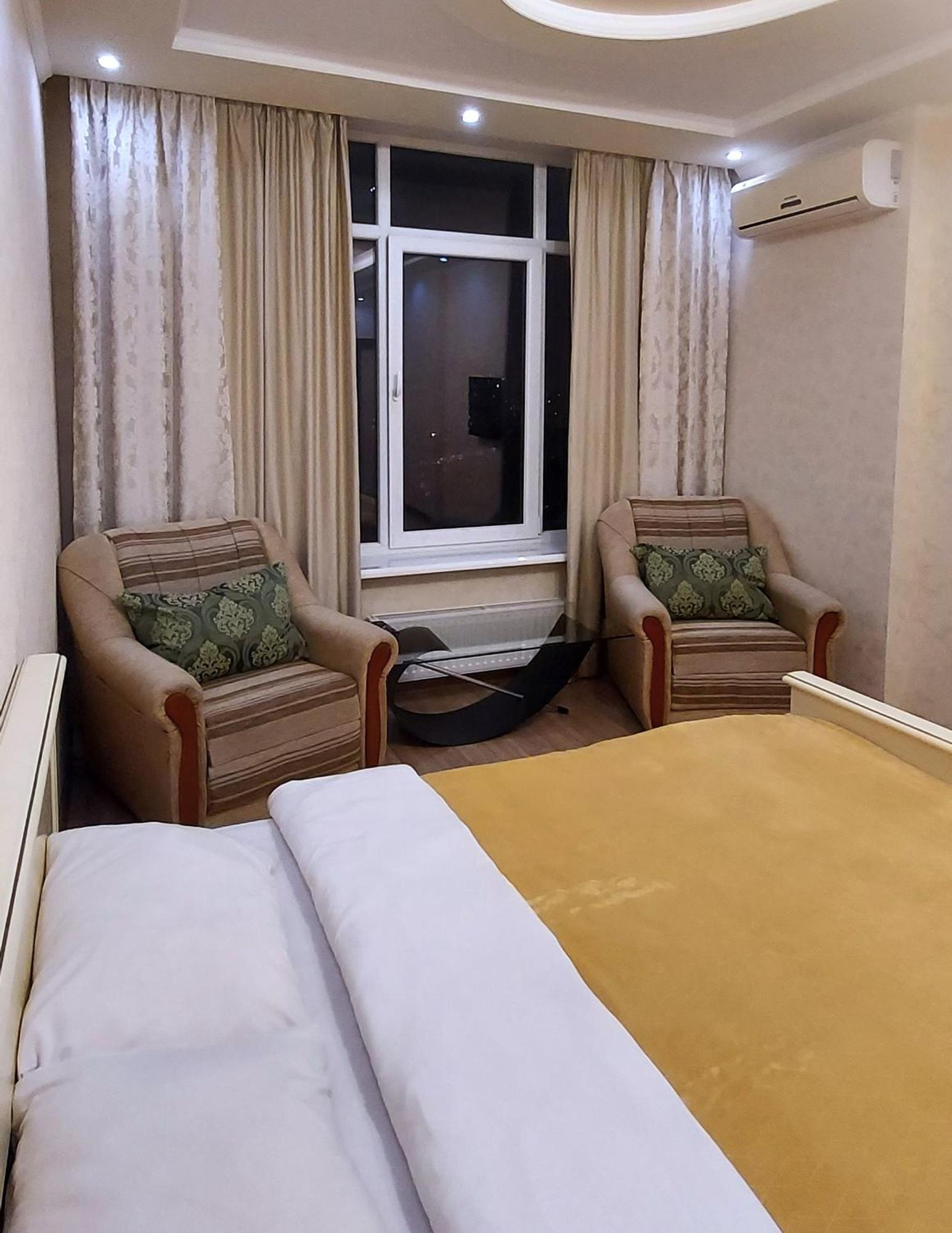 Видові 1К-2К Апартаменти 11,15, 23 Поверхи Kiev Exterior foto